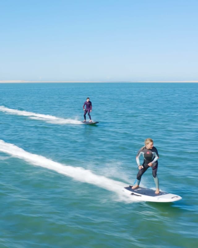 E-Jetboards Riding - image 2